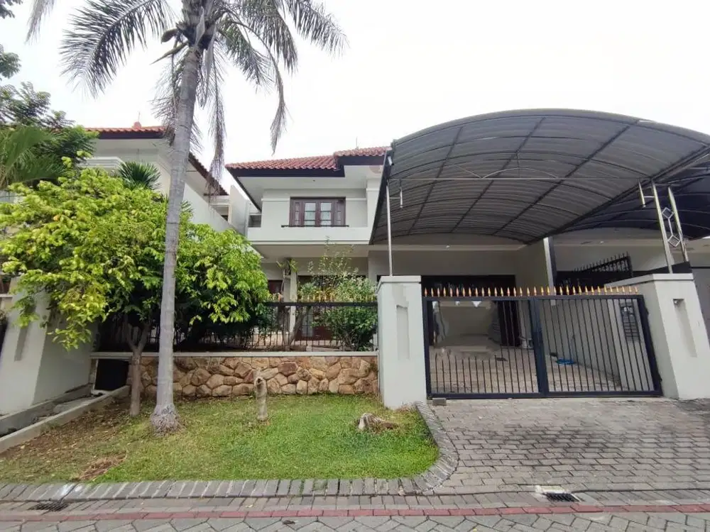 rumah second terawat graha family surabaya barat