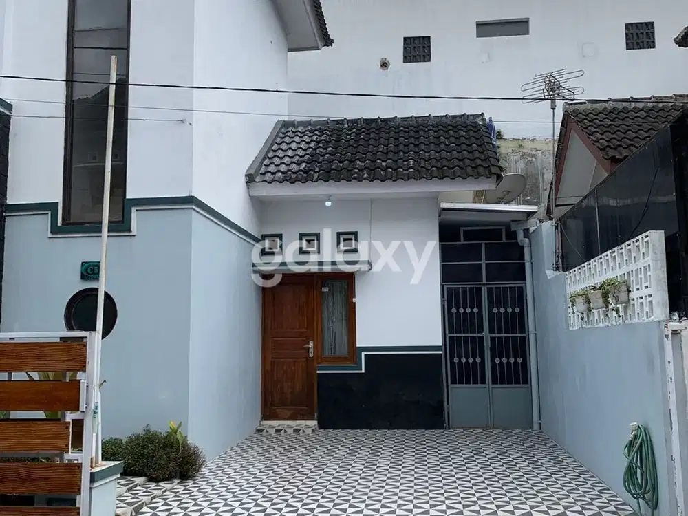 DIJUAL Rumah konsep homestay full furnished - LT