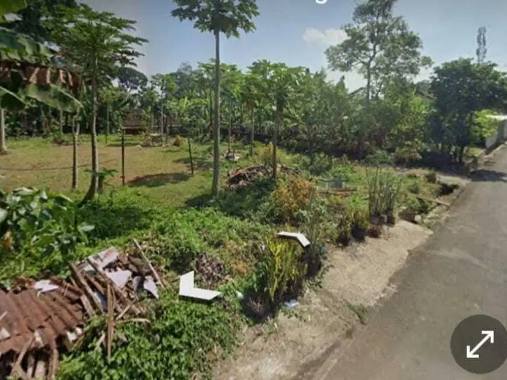 Tanah Pekarangan dekat RS Paru Ario Wirawan Salatiga Jawa tengah