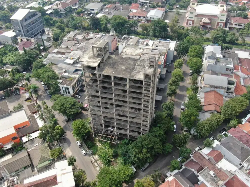 GEDUNG KOMERSIAL AKSES LANGSUNG JALAN RAYA JEMURSARI