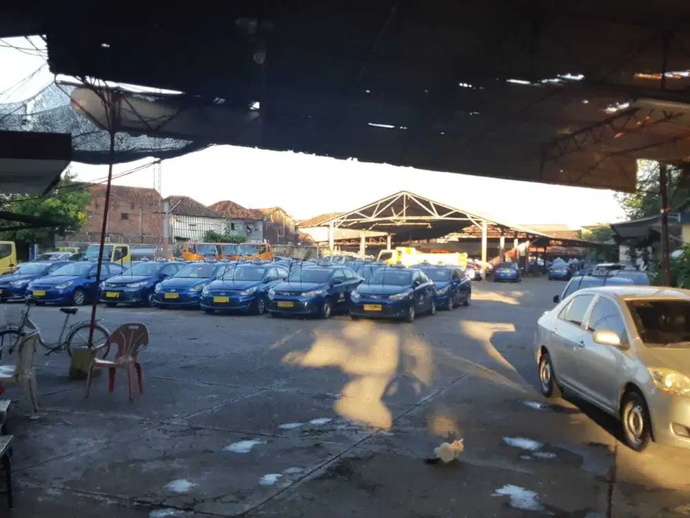 TANAH DAN BANGUNAN Murah di tengah kota Asemrowo, tidar