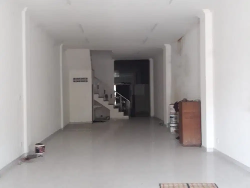 ruko 3 lantai di gatot subroto timur