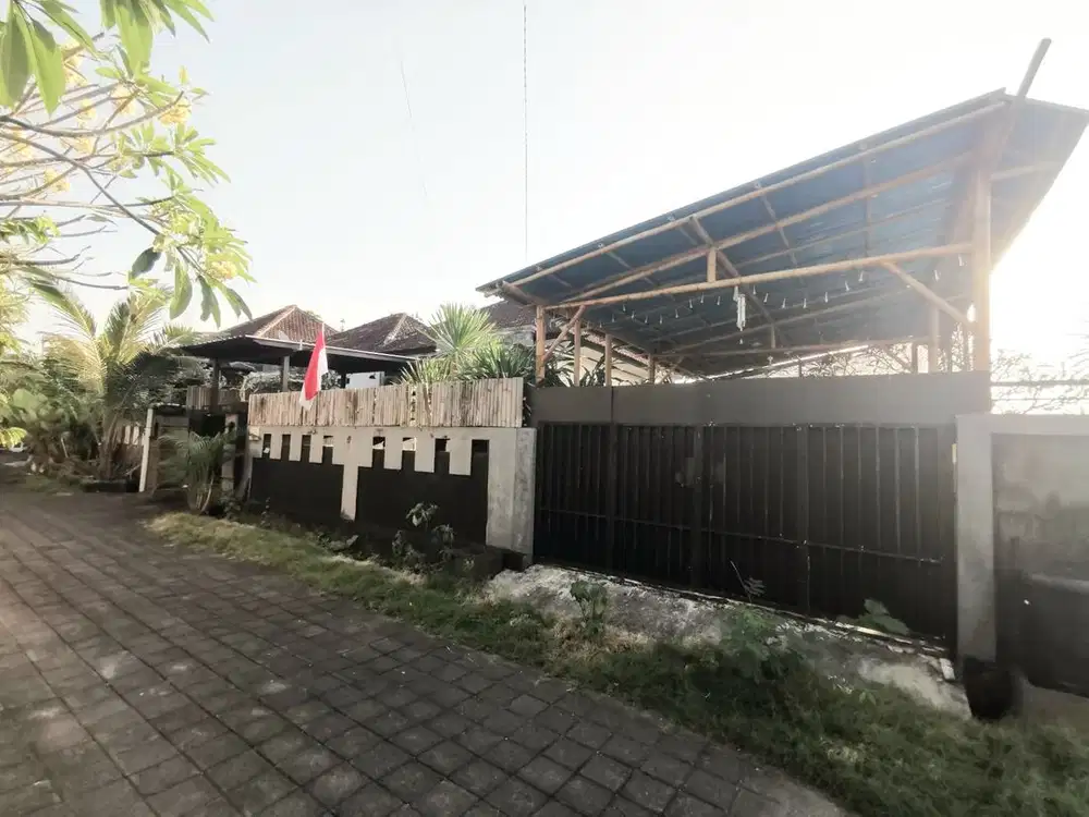 Rumah Halaman Luas di Dukuh Sari Kampial Residence Nusa Dua