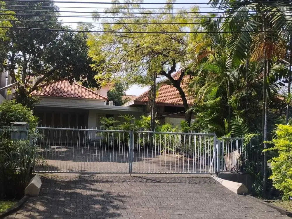 Dijual Rumah Bagus 5 KT di Taman Beringin Semarang Tengah