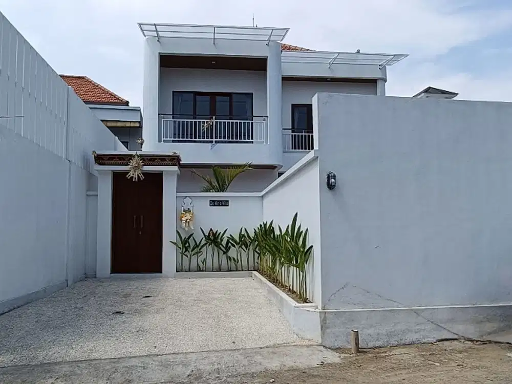 Villa Strategis Minimalis Kayu Tulang Canggu Bali