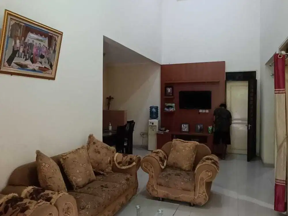 Rumah 1,5 Lantai luas 120 di Perum Metland, Cakung, Jakarta Timur