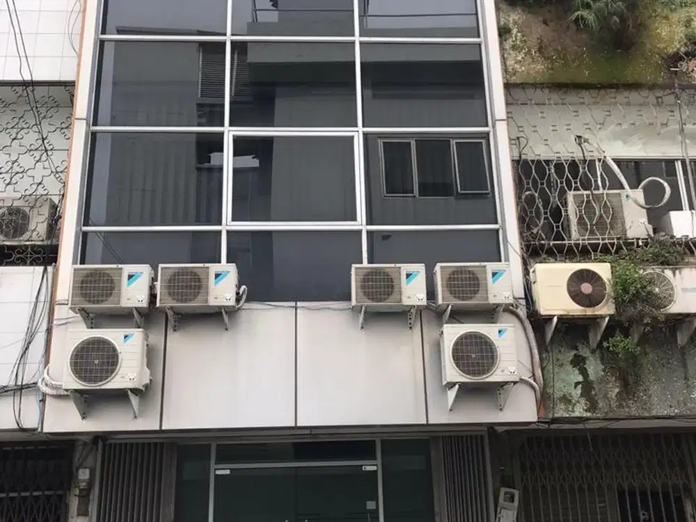 Ruko siap huni di Kwini, Senen, Jakarta Pusat