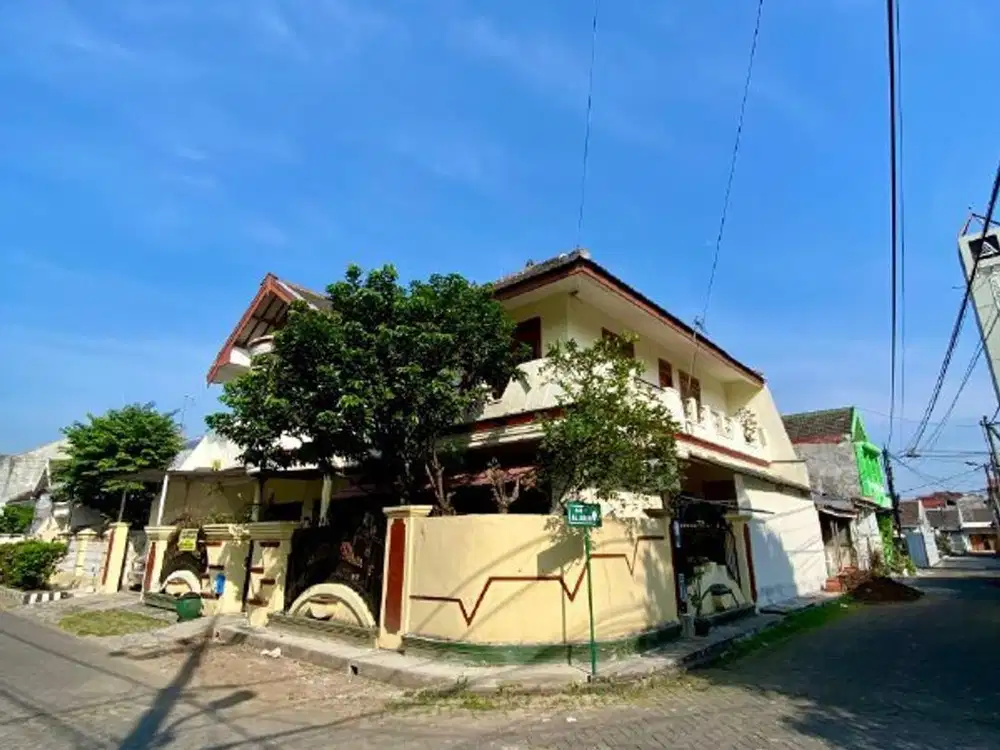 Dijual Cepat, Rumah Hook Terawat di Danau - danau, Sawojajar Malang