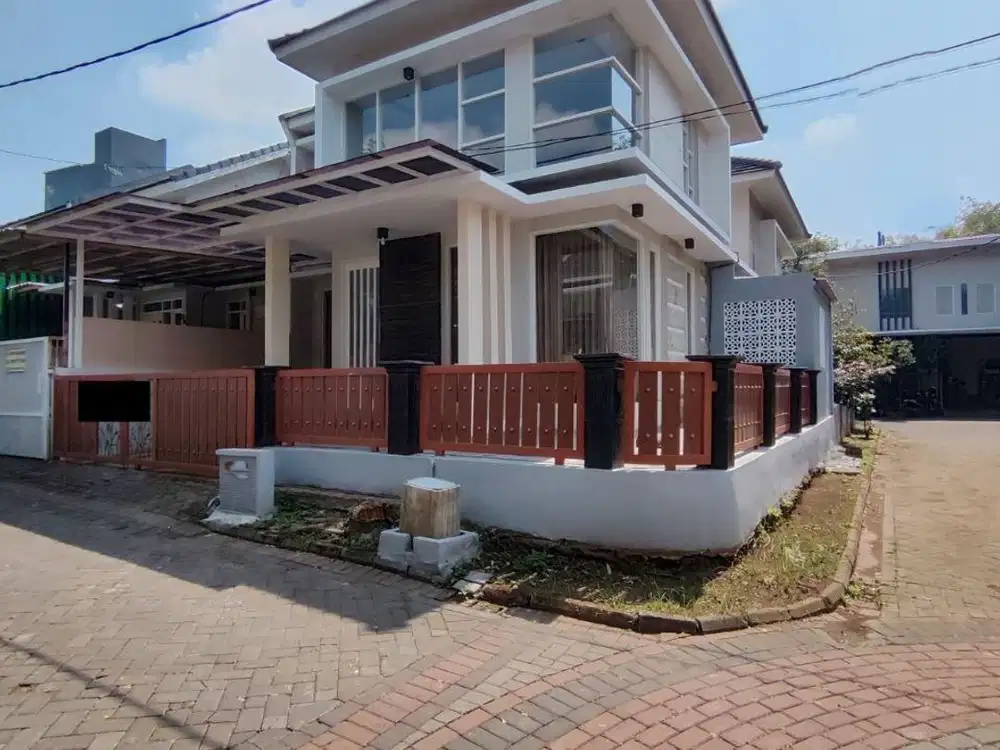 Dijual Rumah Posisi Hook Full Furnish di Perumahan Dieng, Sukun Malang