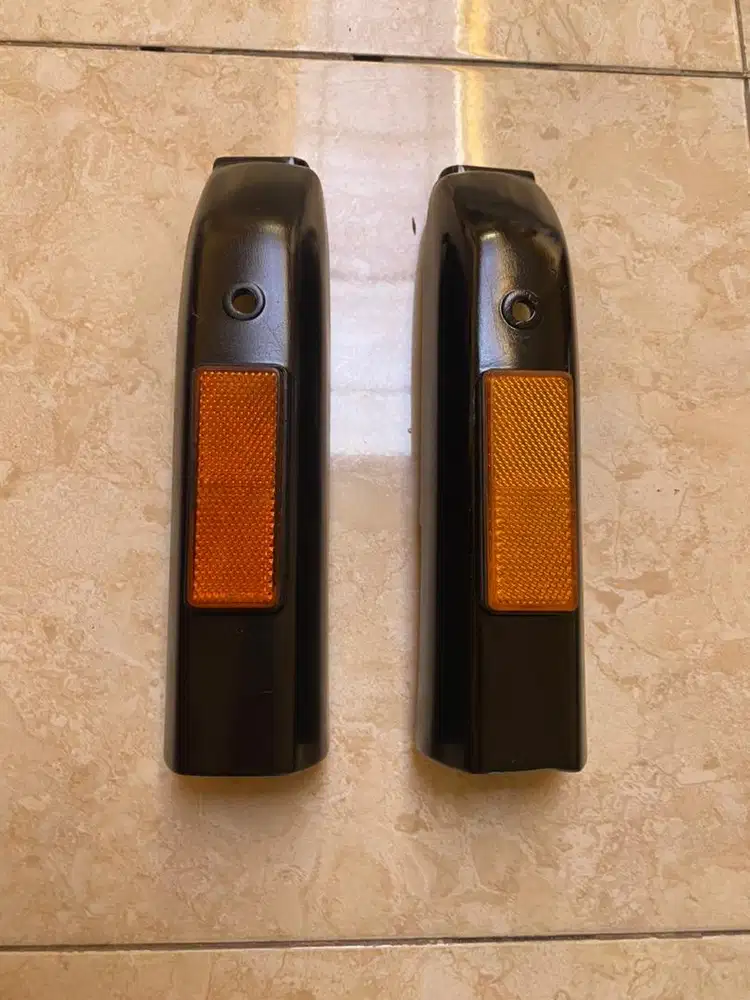 tutup shock spakbor depan untuk suzuki bravo, rc 100, rc 80