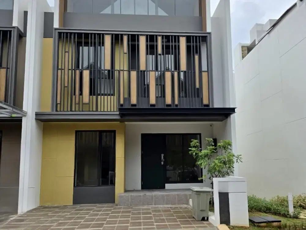 DIJUAL CEPAT RUMAH BARU SIAP HUNI CLUSTER STROZZI di Gading Serpong