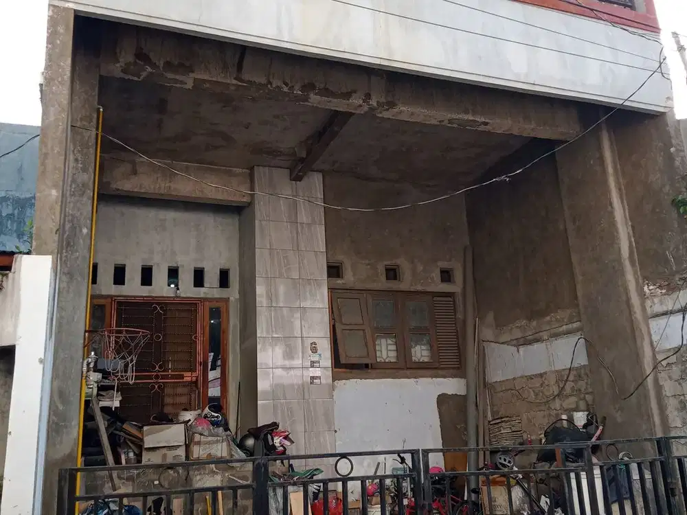 Rumah Cantik Siap Huni Bebas Banjir di Tlogosari Semarang