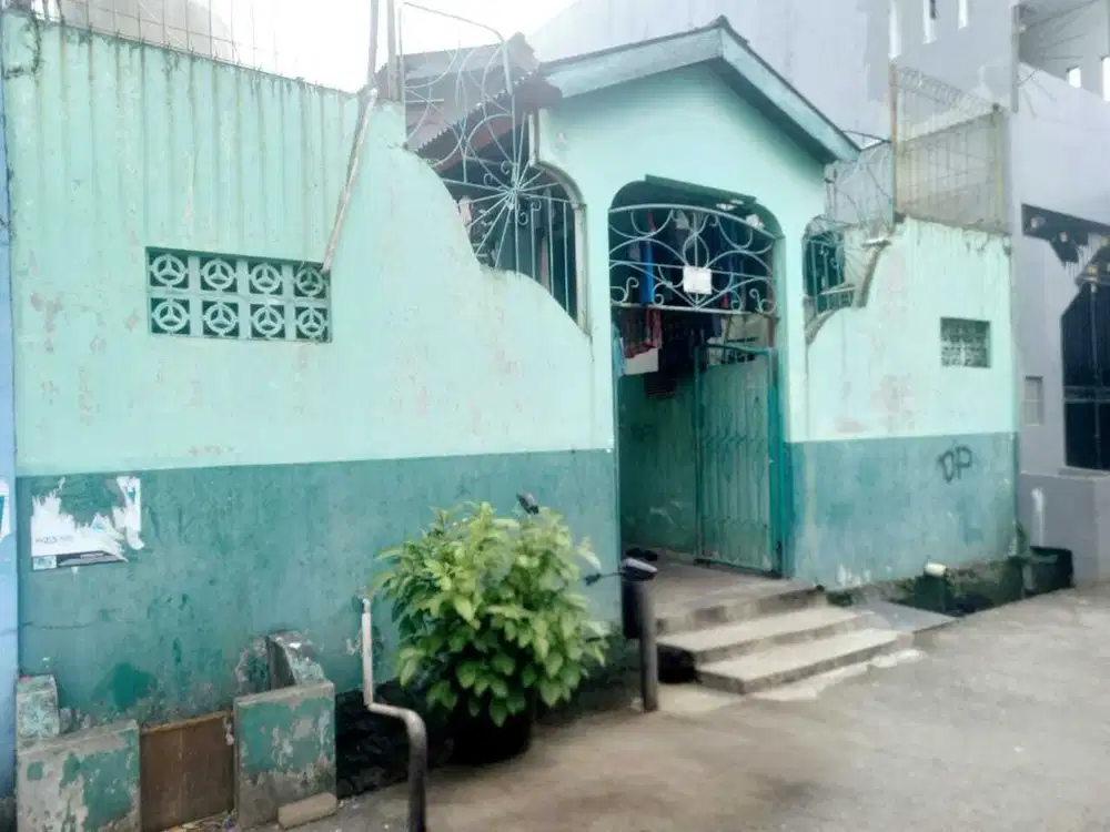 Kost 1 Lantai 8 Pintu di Perumahan Puri Jiep Permai, Cakung