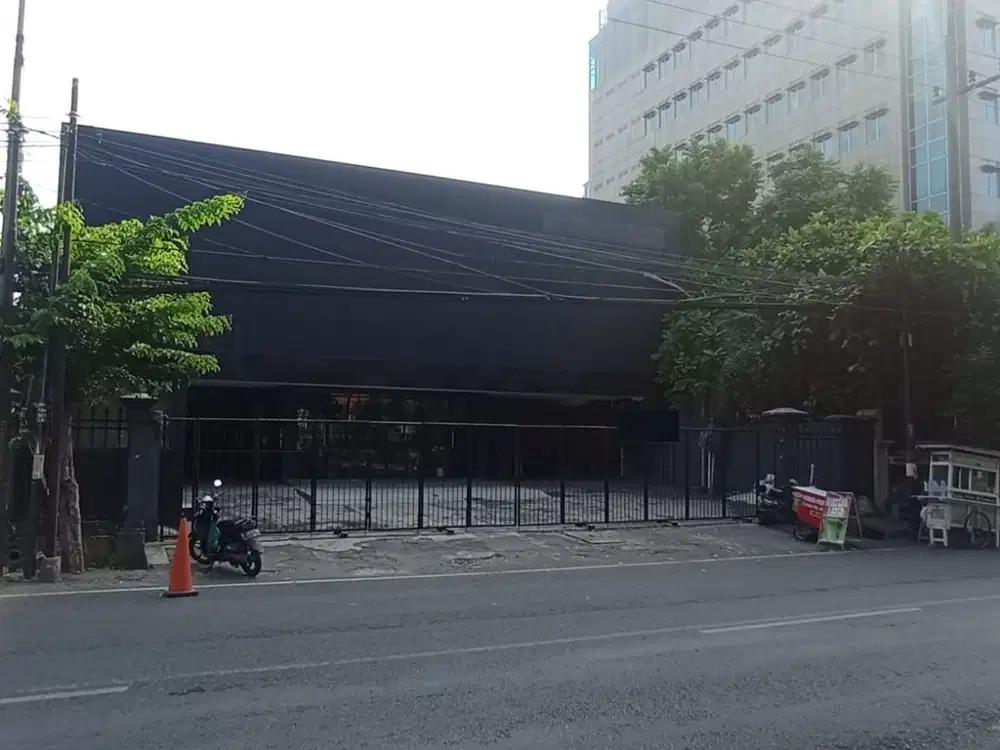 GEDUNG KOMERSIAL SURABAYA!! Nol Jalan Raya Diponegoro Pusat Kota