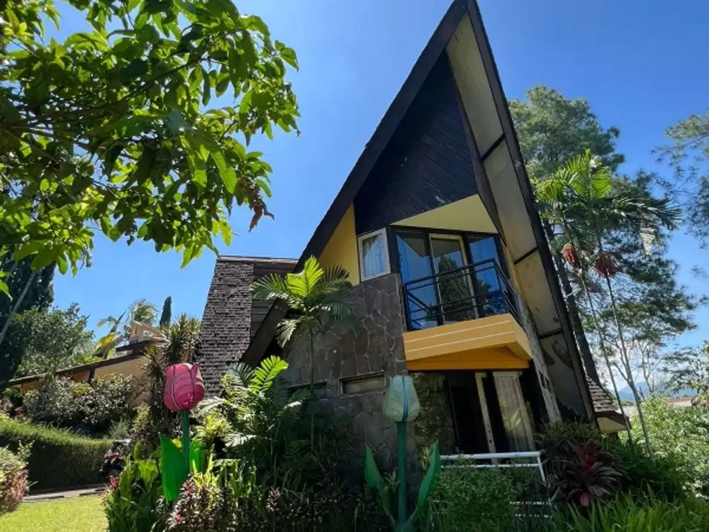 Dijual Villa batu klub bunga