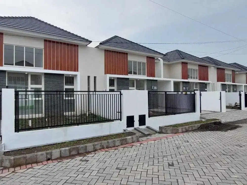 Dijual  Rumah  1 lantai luas 128 m2 di Taman Pondok Jati dekat Waru