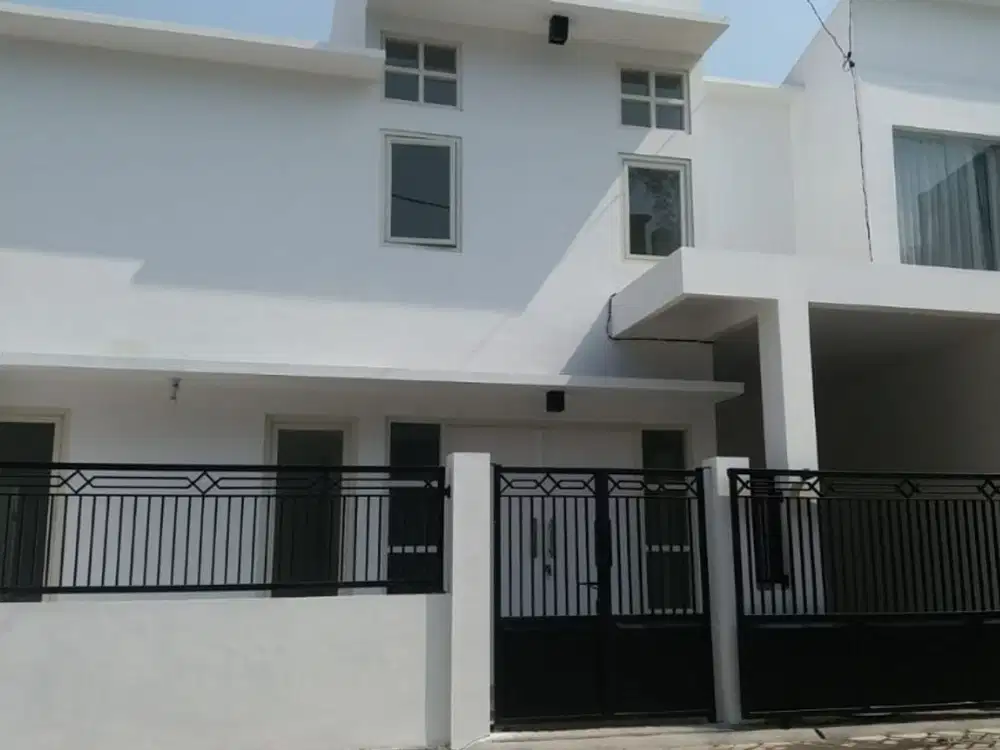 RUMAH De Alamuda Residence Cluster O' NAY Balasklumprik, sby barat