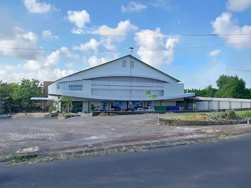 Gedung Besar Strategis Cocok Segala Usaha Kampus Unud Jimbaran Bali