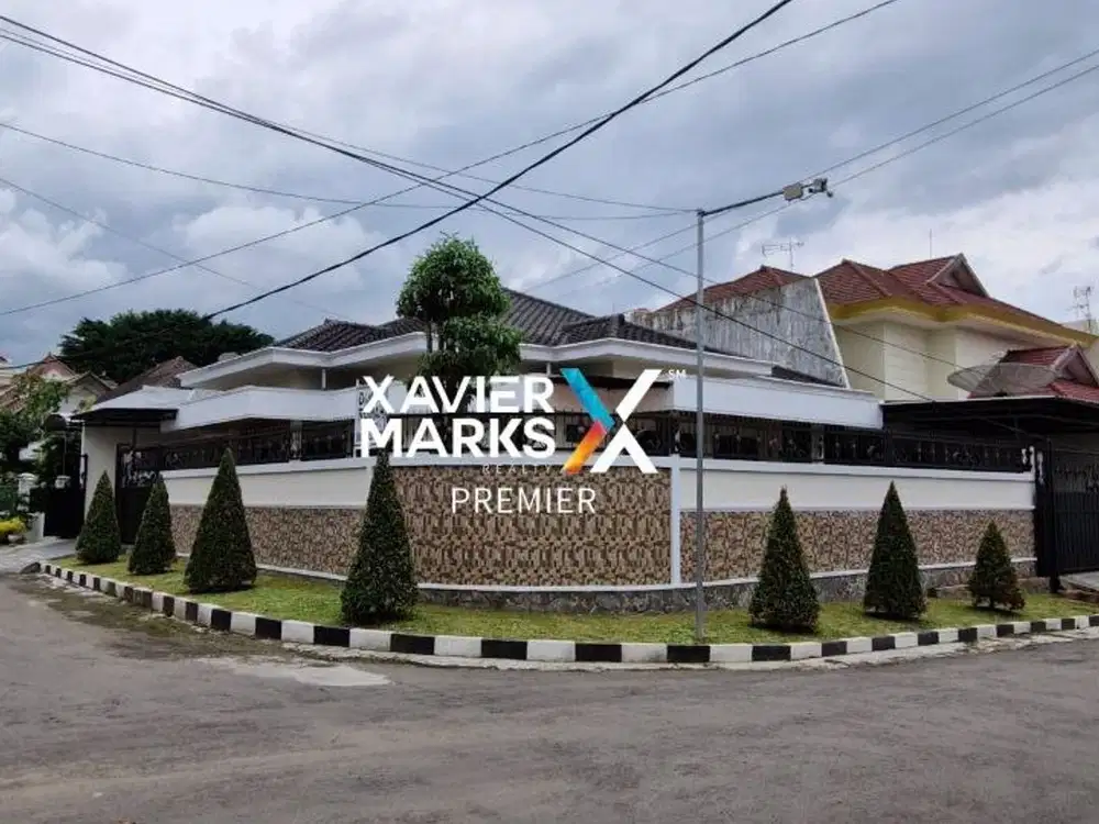 Dijual Rumah Klasik Super Terawat Posisi Hook di Bukit Dieng, Malang