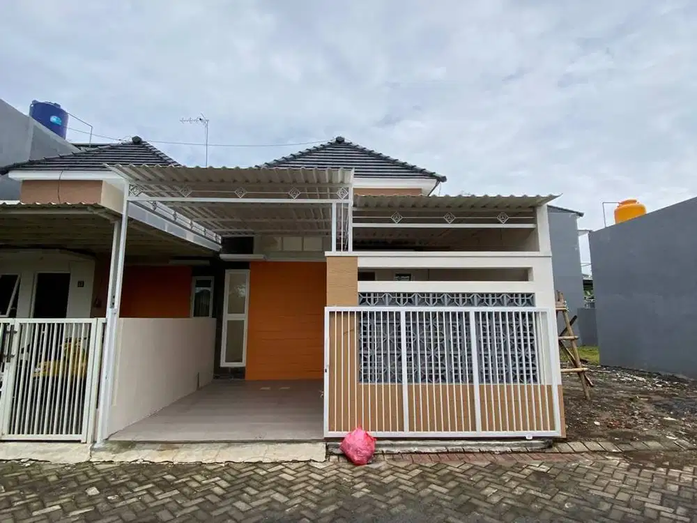 Dijual Rumah Inden Bangun di Perumahan Grand Bandara, Pakis Malang