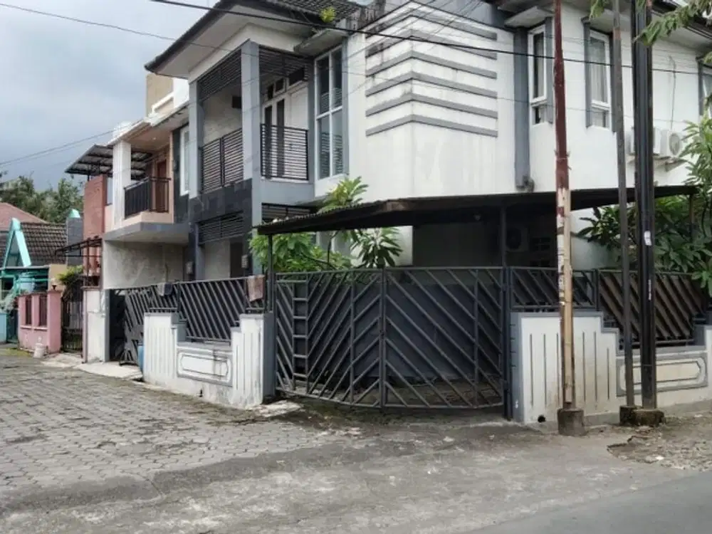 Dijual Rumah 2 Lantai Lokasi Stratgeis di Sidoarum Godean Sleman