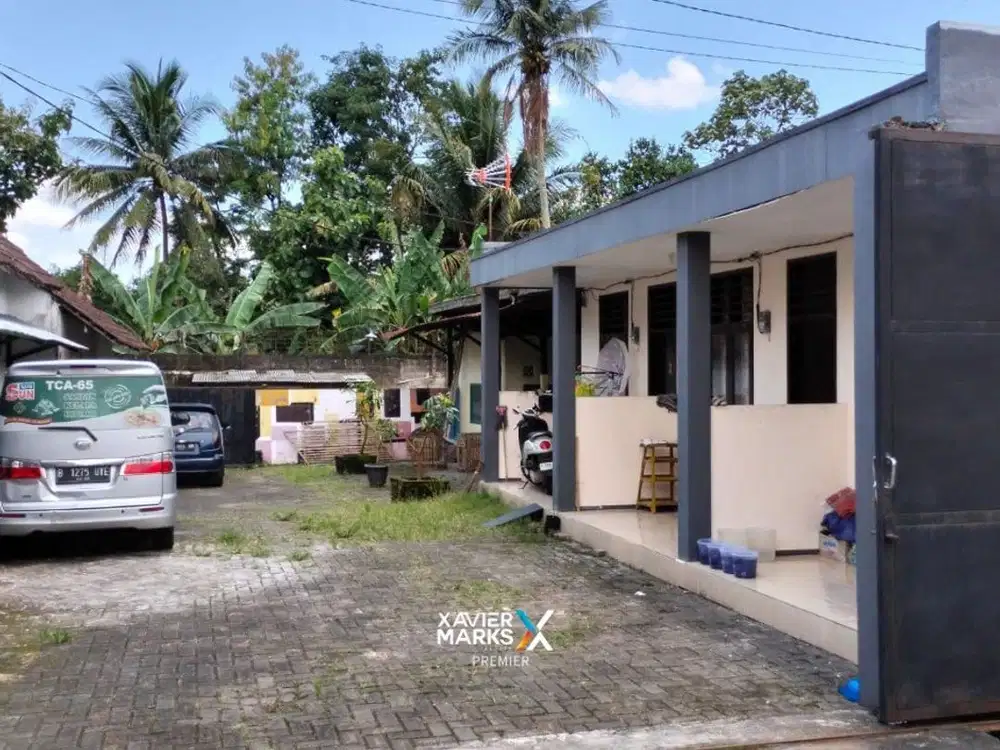 V1 Dijual Rumah Usaha dengan Tanah Luas di Wagir Malang