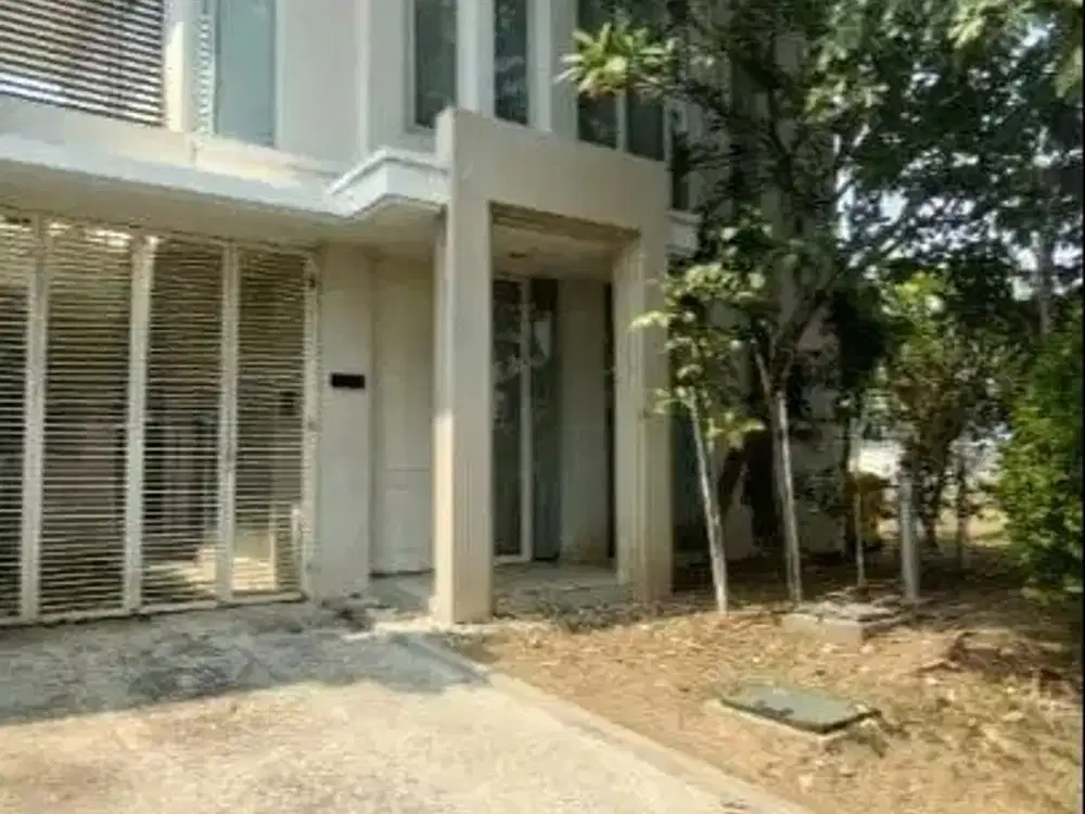 Rumah Pakuwon City Grand Island Santiago Rosa Surabaya