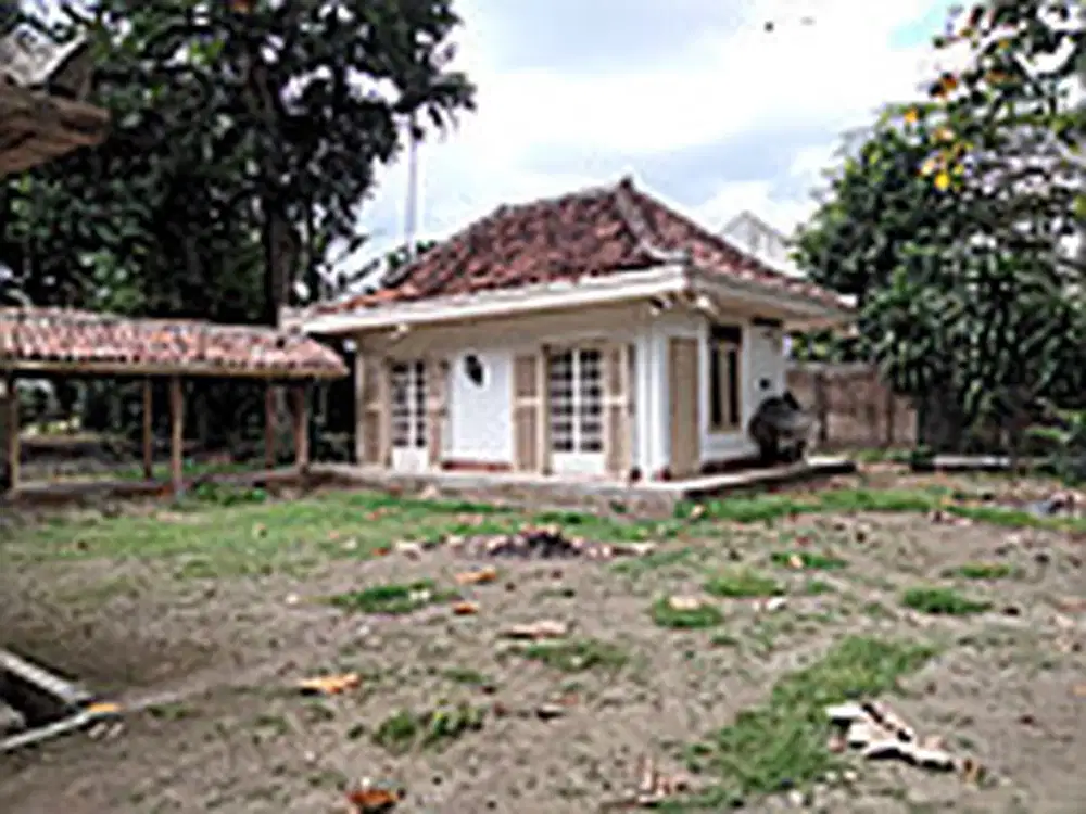 Tanah luas di Pogung Baru dekat kampus UGM jl kaliurang km5 sleman