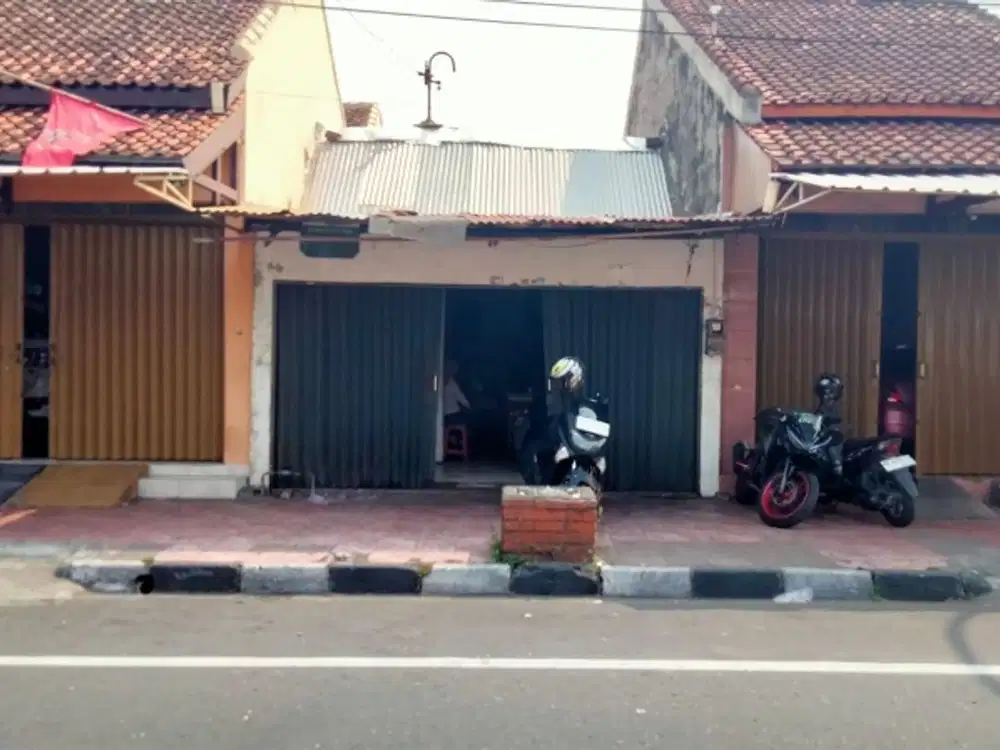 Rumah lama di area dalam kraton yogyakart