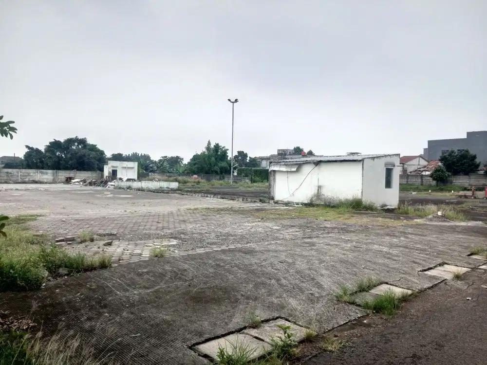 Dijual / Disewakan Tanah & Gedung ex Carrefour Ciputat jakarta selatan