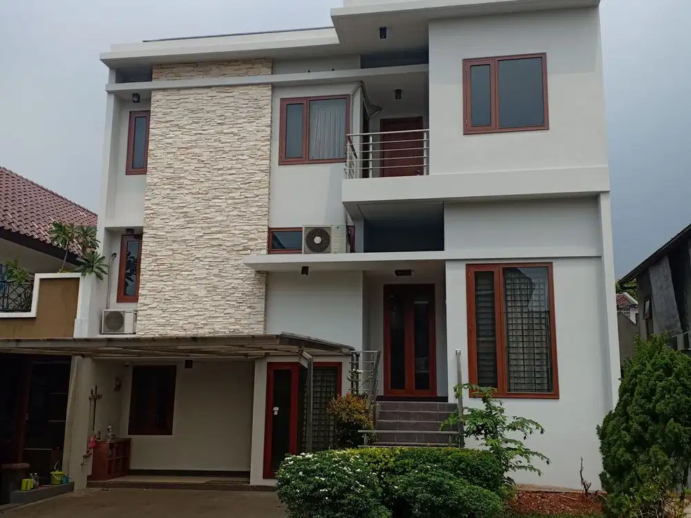 Disewakan Rumah 3 lt furnish di Alam Sutera, Cluster Kirana, siap huni