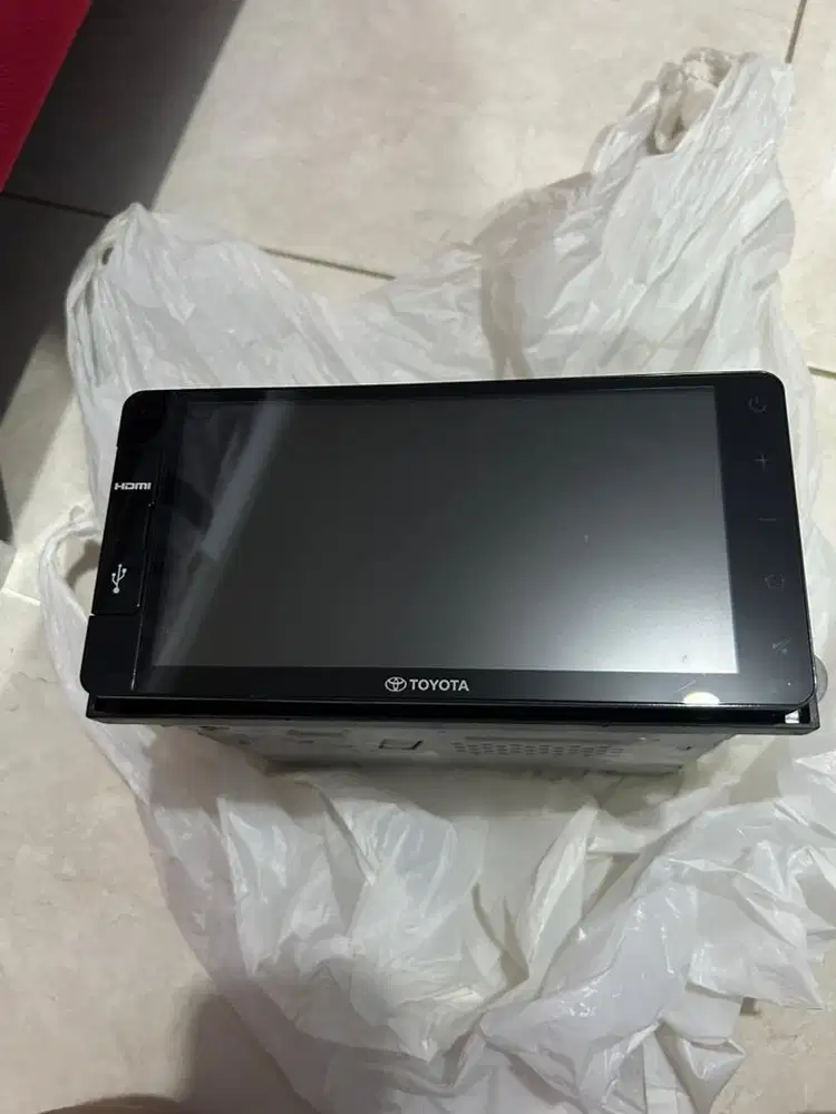 Head unit tv sienta