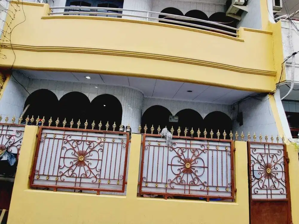 Dijual Rumah bagus bebas banjir 2,5 Lantai Jakarta Barat