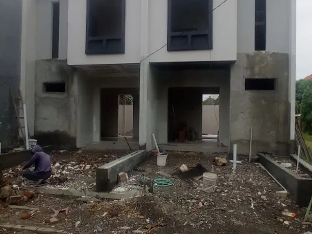 Rumah 2 Lantai di Surabaya Barat  tanpa DP free biaya biaya