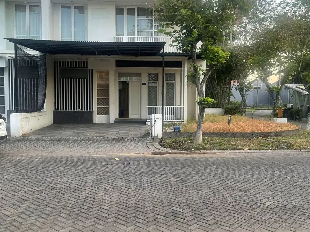 Dijual & Disewakan Rumah Royal Residence Wiyung Semi Furnish