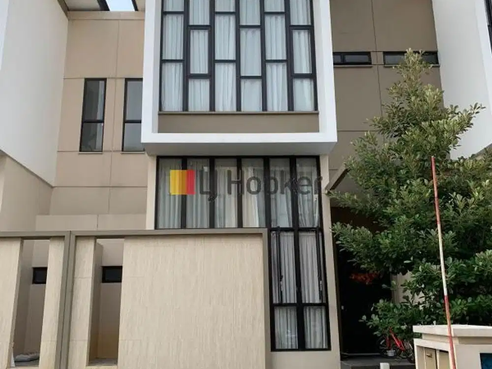 RUMAH DI CLUSTER SEMAYANG ASYA JGC JAKARTA TIMUR