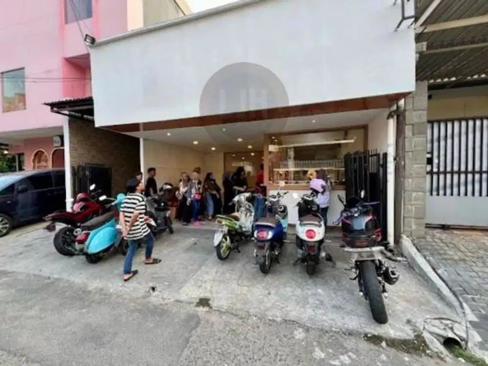 Disewakan Ruko di Summagung Kelapa Gading Jakarta Utara