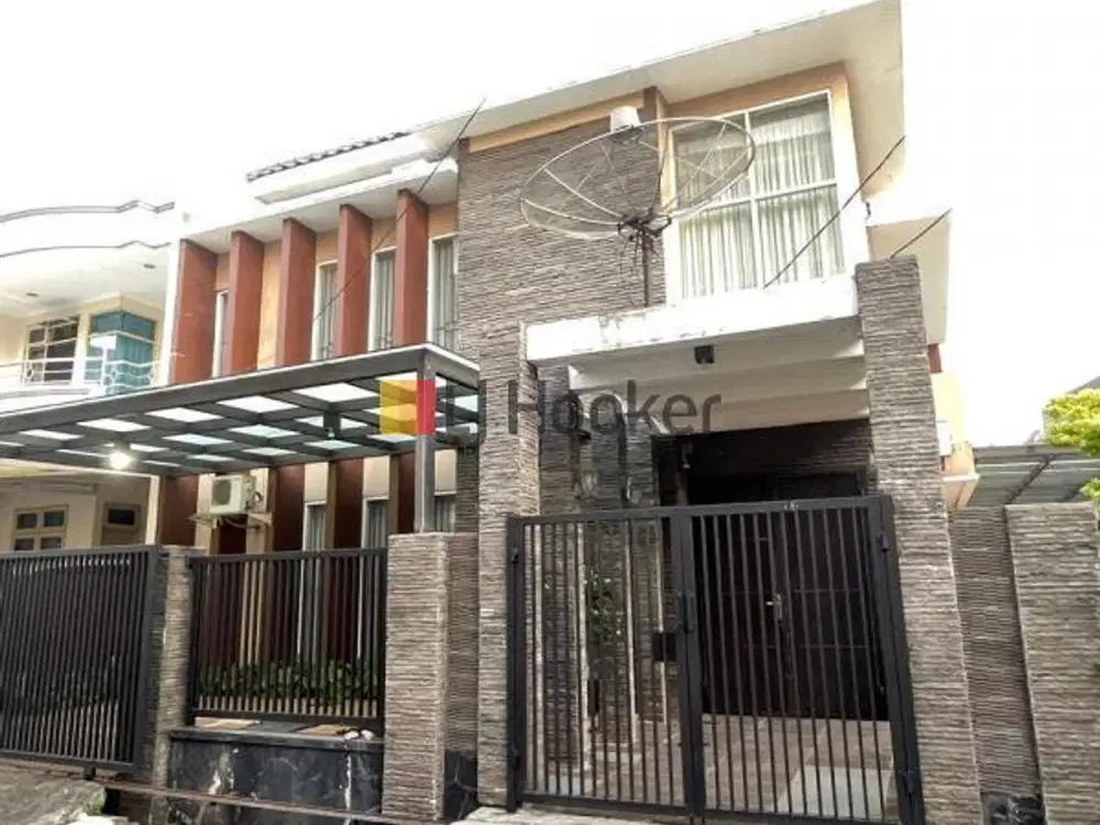 Rumah Mewah 2 Lantai Perumahan Taman Ratu, Kebon Jeruk Jakarat Barat