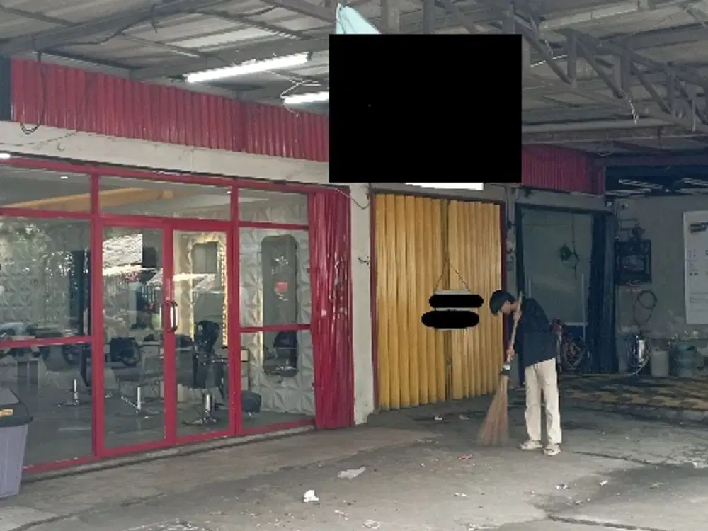 Ruang Usaha Strategis di Jl Ciputat Raya Tangerang Selata