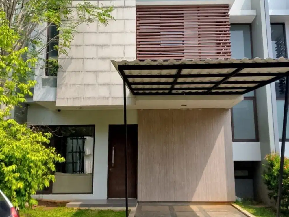 Disewakan rumah di Eminent Presigia Bsd