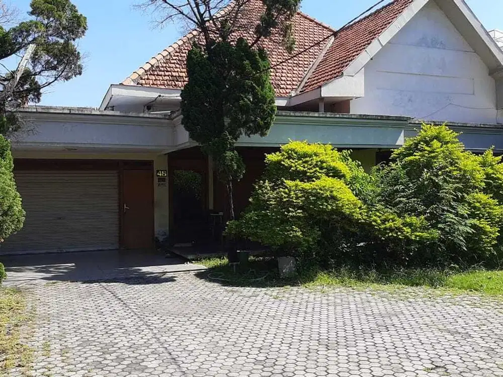 Dijual rumah di jalan imam bonjol, selangkah ke raya darmo permai
