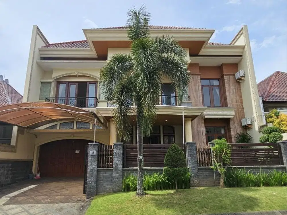 Dijual Rumah Mewah di Istana Dieng Malang