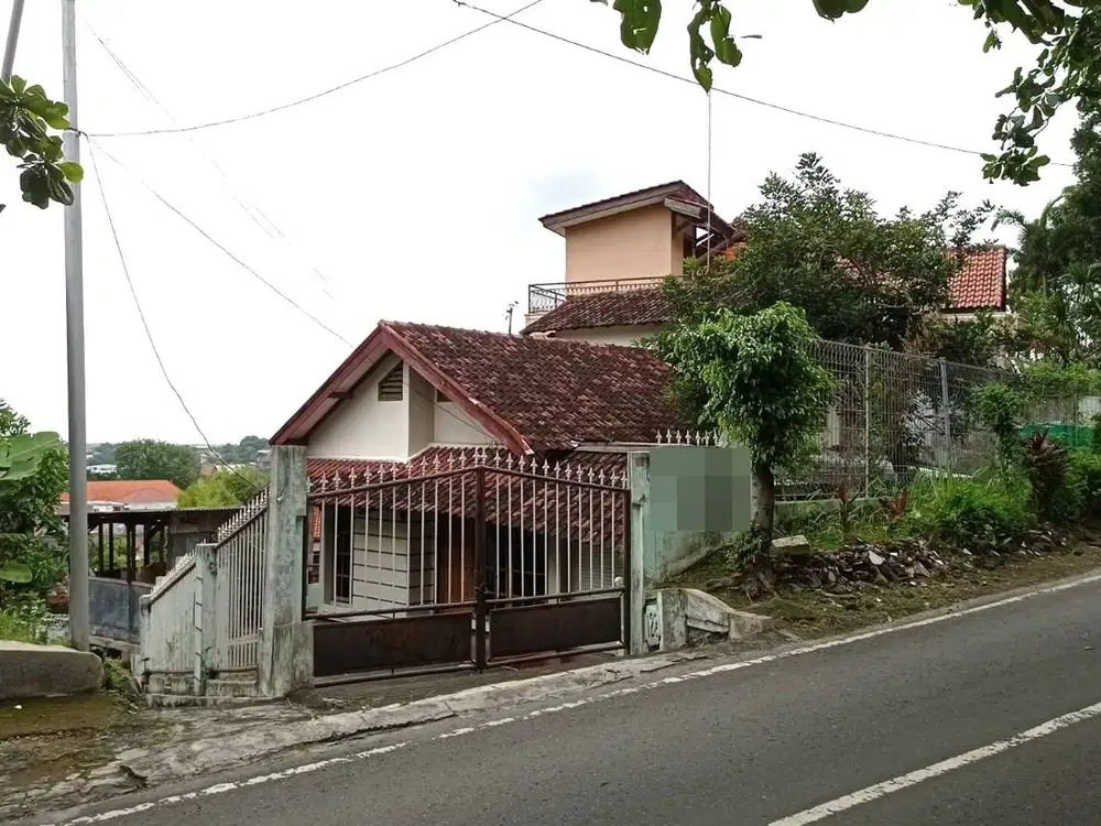 Dijual Rumah Hitung Tanah Strategis di Rinjani View Kota Semarang