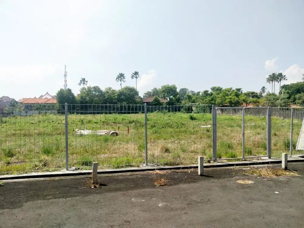 Tanah Premium di Petitenget Dekat Villa Air