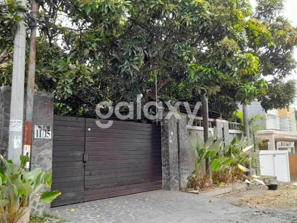 RUMAH SEMI VILLA DI CEMPAKA BIRU BULUH INDAH DENPASAR, BALI