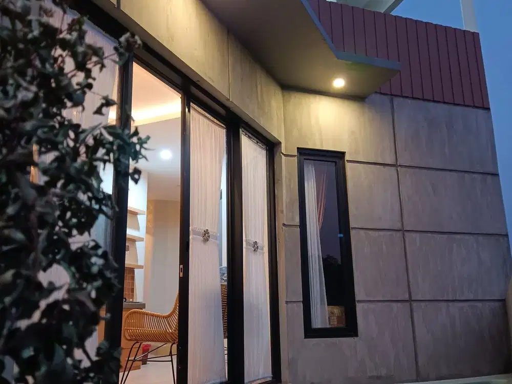 Dijual Rumah villa batu ada kolam renang full furnish