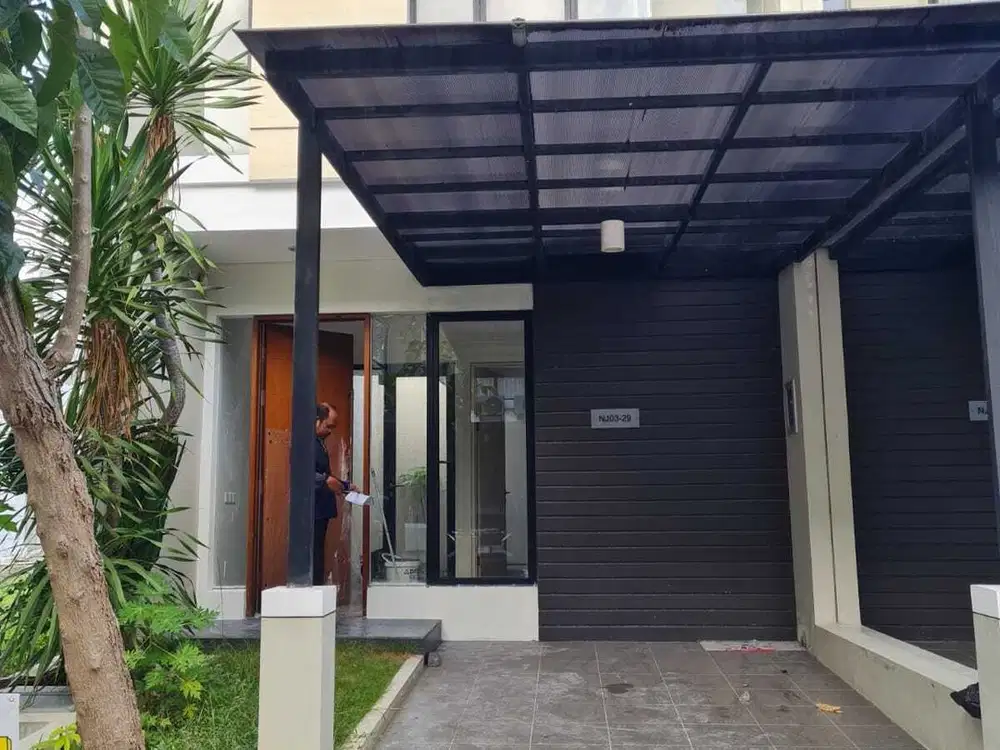 Disewakan rumah nort west cental citraland surabaya