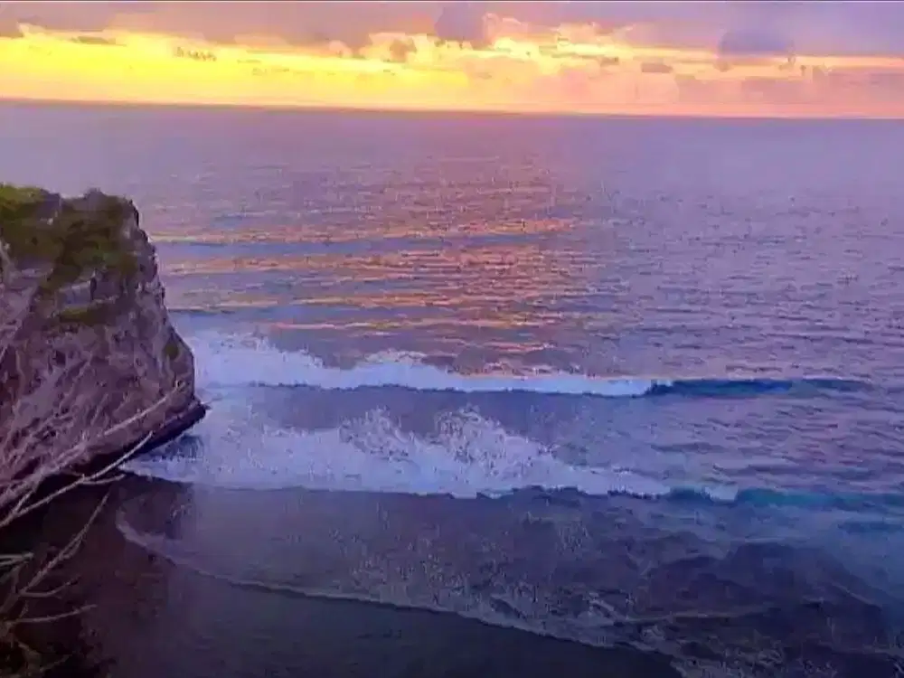 Tanah Cliff Front full sunset Tebing Uluwatu