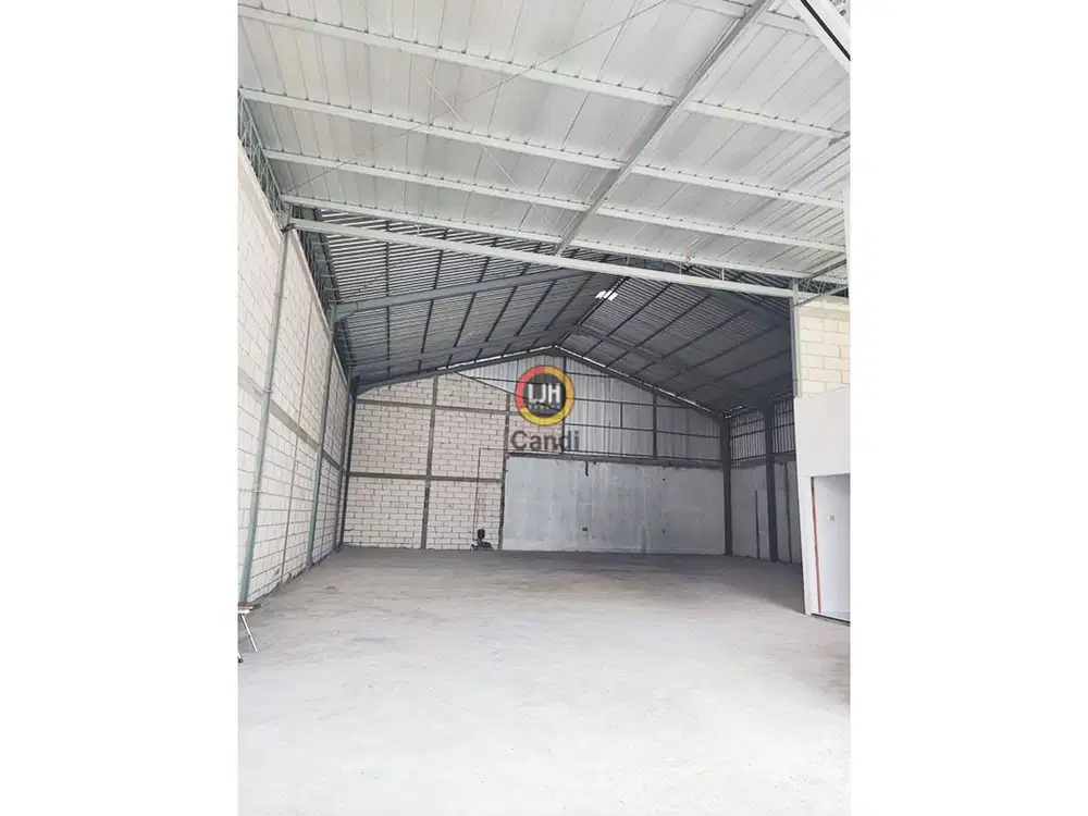 Gudang di WR Supratman Semarang