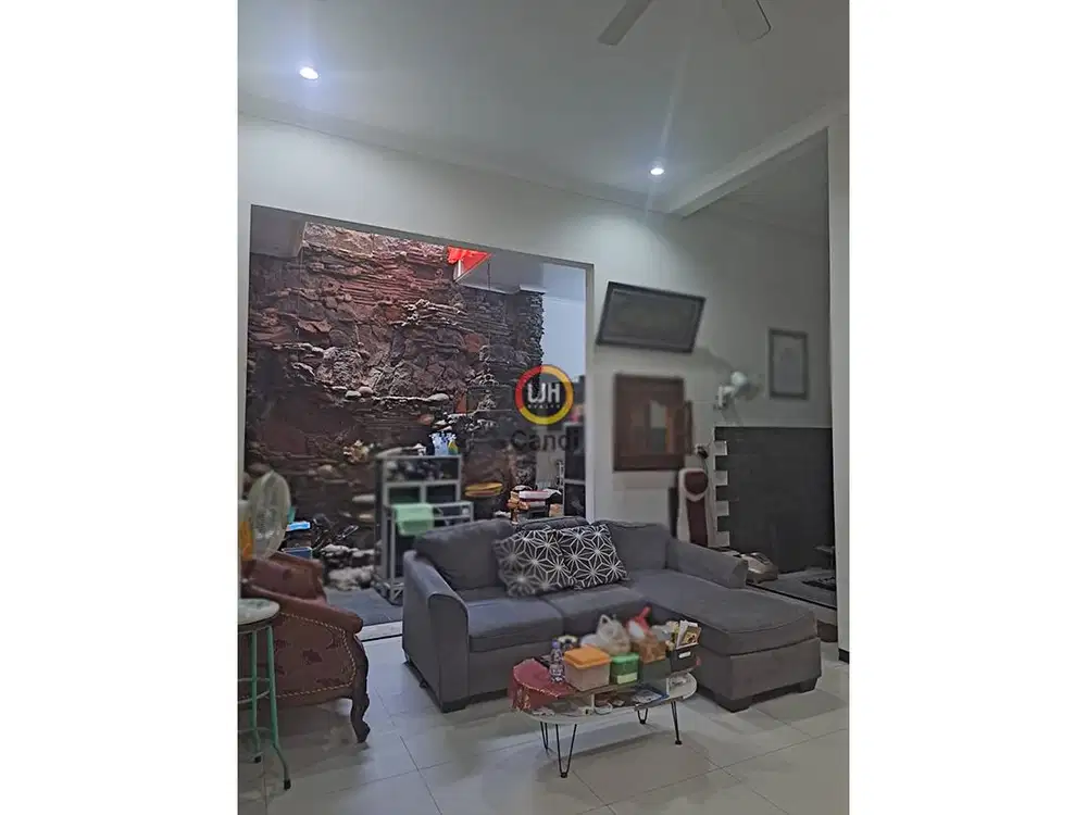 Rumah di Pusponjolo Barat Semarang